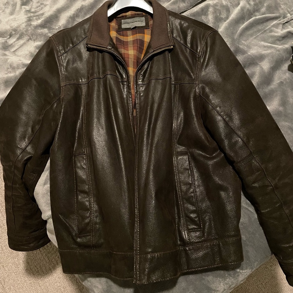 vintage oversized leather bomber jacket